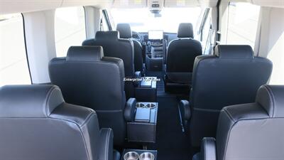 2023 Ford Transit 350 XLT  Mid Roof 9 Passenger Luxury Seating - Photo 14 - Long Beach, CA 90807