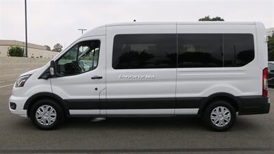 2023 Ford Transit 350 XLT Mid Roof 14 Passenger Captain Seats - Photo 8 - Long Beach, CA 90807