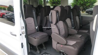 2023 Ford Transit 350 XLT Mid Roof 14 Passenger Captain Seats - Photo 16 - Long Beach, CA 90807