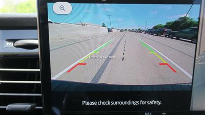 2023 Ford Transit 350 XLT  Low Roof 9 Passenger Captain Seating - Photo 17 - Long Beach, CA 90807