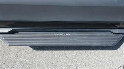 2023 Ford Transit 350 XLT  Mid Roof 10 Passenger Luxury Seating - Photo 11 - Long Beach, CA 90807