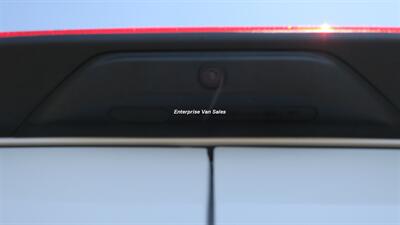 2021 Ford Transit 350 XLT  Mid Roof 10 Passenger Captain Seats - Photo 20 - Long Beach, CA 90807