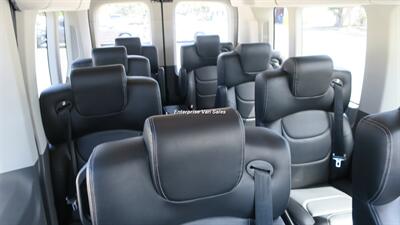2022 Ford Transit 350 XLT Mid Roof 10 Passenger Luxury Seating - Photo 14 - Long Beach, CA 90807