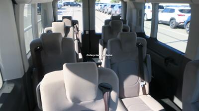 2023 Ford Transit 350 XLT  Mid Roof 10 Passenger Captain Seats - Photo 5 - Long Beach, CA 90807