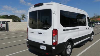 2022 Ford Transit 350 XLT Mid Roof 15 Passenger OEM Seats - Photo 5 - Long Beach, CA 90807