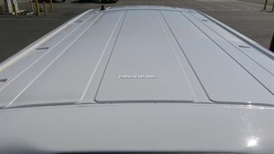 2022 Ford Transit 350 XLT Mid Roof 15 Passenger OEM Seats - Photo 22 - Long Beach, CA 90807