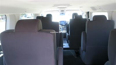 2023 Ford Transit 350 XLT Low Roof 10 Passenger Captain Seating - Photo 13 - Long Beach, CA 90807