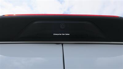 2023 Ford Transit 350 XLT  Mid Roof 15 OEM Passenger Seats - Photo 17 - Long Beach, CA 90807