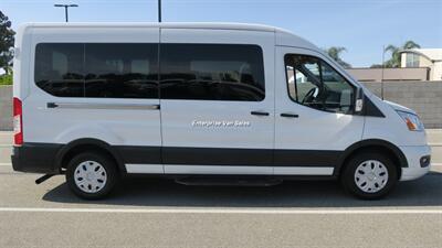 2022 Ford Transit 350 XLT  Mid Roof 10 Passenger Captain Seats - Photo 4 - Long Beach, CA 90807