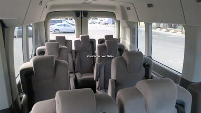 2023 Ford Transit 350 XLT Mid Roof 12 Passenger Captain Seats - Photo 14 - Long Beach, CA 90807