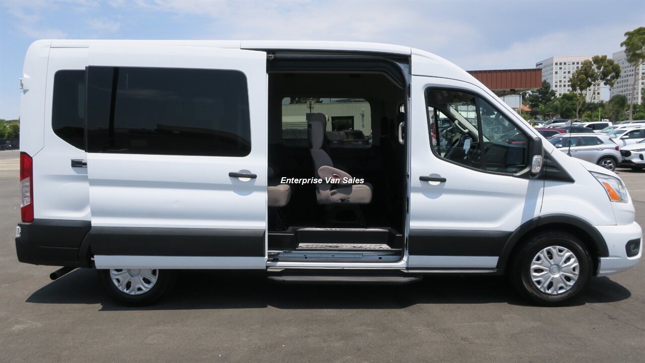 2021 Ford Transit 350 XLT Mid Roof 10 Passenger Captain Seats - Photo 1 - Long Beach, CA 90807