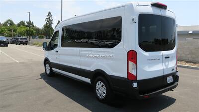 2021 Ford Transit 350 XLT  Mid Roof 10 Passenger Captain Seats - Photo 5 - Long Beach, CA 90807