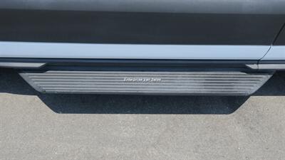 2021 Ford Transit 350 XLT  Mid Roof 10 Passenger Captain Seats - Photo 11 - Long Beach, CA 90807