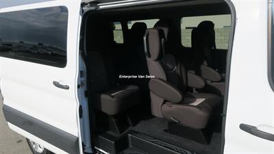 2022 Ford Transit 350 XLT  Low Roof 10 Passenger Captain Seats - Photo 18 - Long Beach, CA 90807