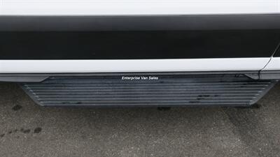 2020 Ford Transit 350 XLT  Mid Roof 10 Passenger Captain Seats - Photo 12 - Long Beach, CA 90807