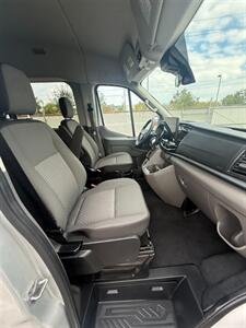 2024 Ford Transit 350 XLT Mid Roof 9 Passenger Captain Seats - Photo 21 - Long Beach, CA 90807