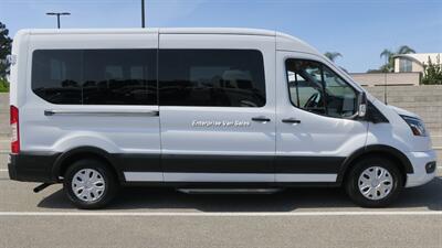 2023 Ford Transit 350 XLT  Mid Roof 14 Passenger Captain Seats - Photo 4 - Long Beach, CA 90807