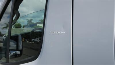 2023 Ford Transit 350 XLT  Low Roof 10 Passenger Luxury Seating - Photo 9 - Long Beach, CA 90807