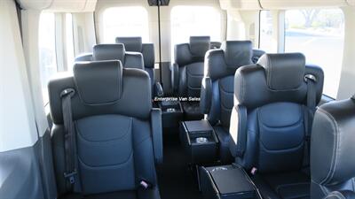 2023 Ford Transit 350 XLT Mid Roof 9 Passenger Luxury Seating - Photo 14 - Long Beach, CA 90807