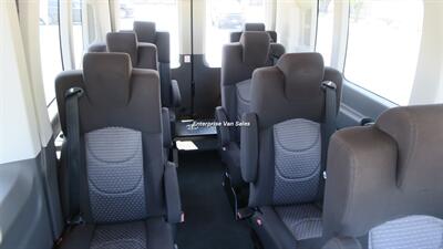 2023 Ford Transit 350 XLT Mid Roof 9 Passenger Captain Seats - Photo 14 - Long Beach, CA 90807