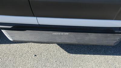 2020 Ford Transit 350 XLT Low Roof 12 Passenger Captain Seats - Photo 11 - Long Beach, CA 90807