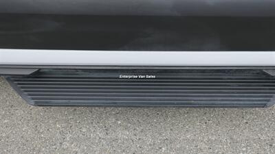 2021 Ford Transit 350 XLT  Mid Roof 9 Passenger Captain Seats - Photo 14 - Long Beach, CA 90807