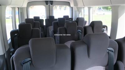 2023 Ford Transit 350 XLT Mid Roof 14 Passenger Captain Seats - Photo 12 - Long Beach, CA 90807