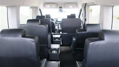 2022 Ford Transit 350 XLT Mid Roof 10 Passenger Luxury Seating - Photo 16 - Long Beach, CA 90807