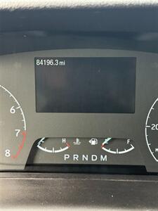 2022 Ford Transit 350 XLT Mid Roof 10 Passenger Luxury Seating - Photo 17 - Long Beach, CA 90807