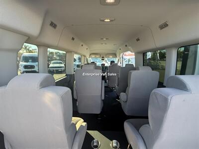 2021 Ford Transit 350 XLT  Mid Roof 10 Passenger Captain Seats - Photo 18 - Long Beach, CA 90807