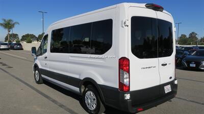 2022 Ford Transit 350 XLT Mid Roof 10 Passenger Captain Seats - Photo 9 - Long Beach, CA 90807