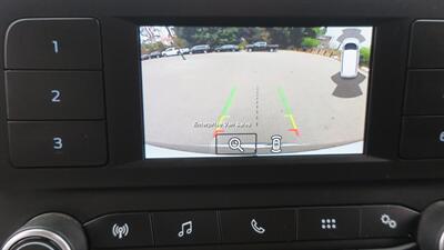 2021 Ford Transit 350 XLT  Mid Roof 10 Passenger Captain Seats - Photo 20 - Long Beach, CA 90807