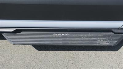 2023 Ford Transit 350 XLT Low Roof 10 Passenger Captain Seating - Photo 11 - Long Beach, CA 90807