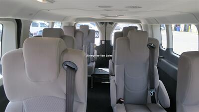 2023 Ford Transit 350 XLT Low Roof 10 Passenger Captain Seating - Photo 2 - Long Beach, CA 90807