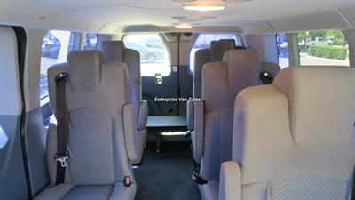 2019 Ford Transit 350 XLT  Low Roof 8 Passenger Captain Seats - Photo 17 - Long Beach, CA 90807
