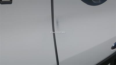 2023 Ford Transit 350 XLT  Mid Roof 14 Passenger Captain Seats - Photo 17 - Long Beach, CA 90807