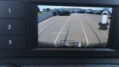 2020 Ford Transit 350 XLT  Mid Roof 10 Passenger Luxury Seating - Photo 20 - Long Beach, CA 90807