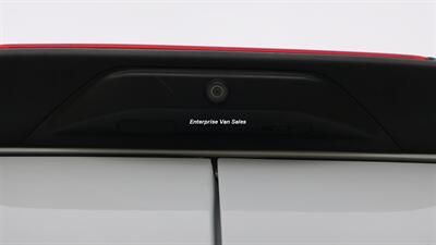 2021 Ford Transit 350 XLT Mid Roof 14 Passenger Captain Seats - Photo 15 - Long Beach, CA 90807