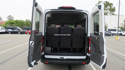 2021 Ford Transit 350 XLT Mid Roof 14 Passenger Captain Seats - Photo 12 - Long Beach, CA 90807
