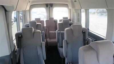 2021 Ford Transit 350 XLT  Mid Roof 10 Passenger Captain Seats - Photo 5 - Long Beach, CA 90807