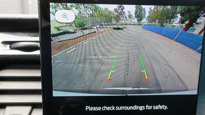2023 Ford Transit 350 XLT Mid Roof 10 Passenger Captain Seats - Photo 16 - Long Beach, CA 90807