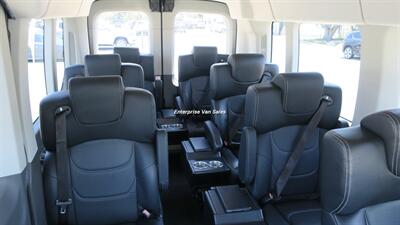 2023 Ford Transit 350 XLT Mid Roof 9 Passenger Luxury Seating - Photo 14 - Long Beach, CA 90807
