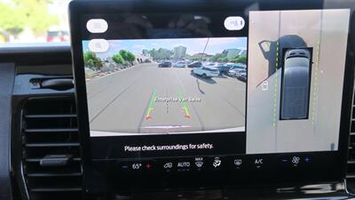 2023 Ford Transit 350 XLT  Mid Roof 12 Passenger Captain Seats - Photo 16 - Long Beach, CA 90807