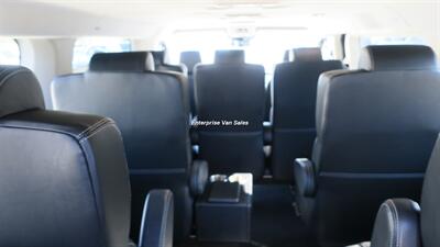 2023 Ford Transit 350 XLT  Low Roof 12 Passenger Luxury Seats - Photo 14 - Long Beach, CA 90807