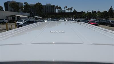2022 Ford Transit 350 XLT Mid Roof 10 Passenger Captain Seats - Photo 19 - Long Beach, CA 90807