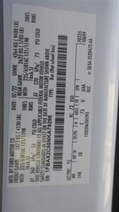 2022 Ford Transit 350 XLT Mid Roof 10 Passenger Captain Seats - Photo 17 - Long Beach, CA 90807