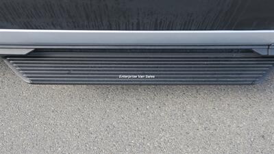 2024 Ford Transit 350 XLT  Mid Roof 10 Passenger Luxury Seating - Photo 11 - Long Beach, CA 90807