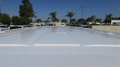 2022 Ford Transit 350 XLT  Low Roof 10 Passenger Captain Seats - Photo 16 - Long Beach, CA 90807