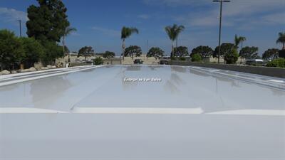 2023 Ford Transit 350 XLT Low Roof 11 Passenger Captain Seating - Photo 15 - Long Beach, CA 90807