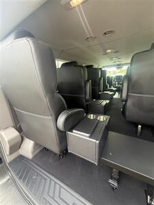 2024 Ford Transit 350 XLT Low Roof 8 Passenger Luxury Seating - Photo 16 - Long Beach, CA 90807